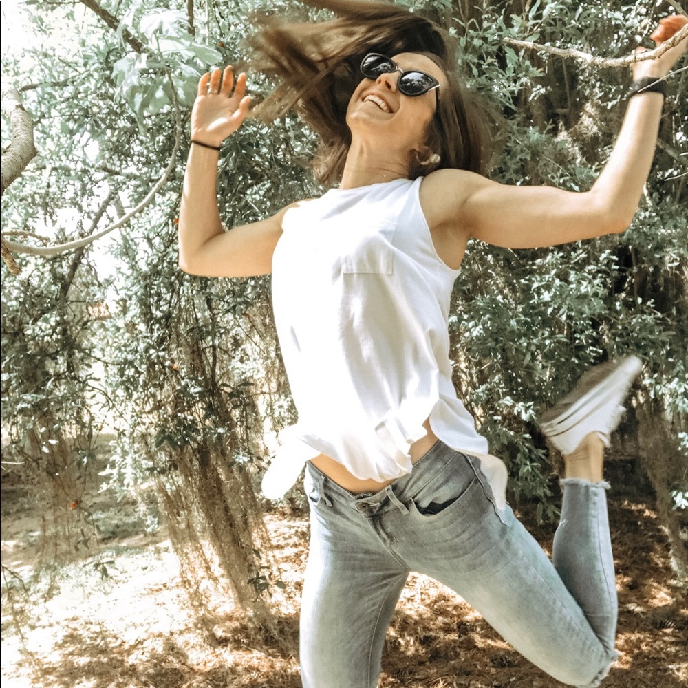 Meet your Posher, Monica